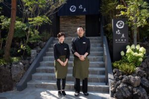 【別所温泉 緑屋】フロント・接客 / 旅館一般職 新卒及び中途正社員